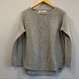 Cupcakes And Cashmere Gray Long Sleeves Sweater